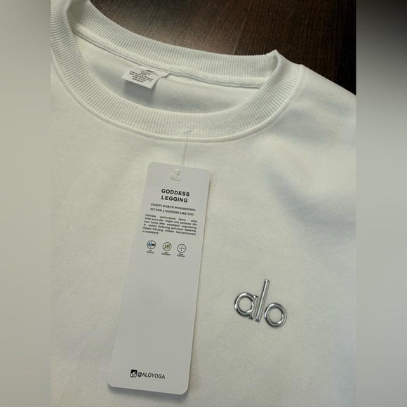 Dupe - Alo Yoga Accolade Crewneck Sweatshirt - DUPE🌟 - Picture 8 of 9